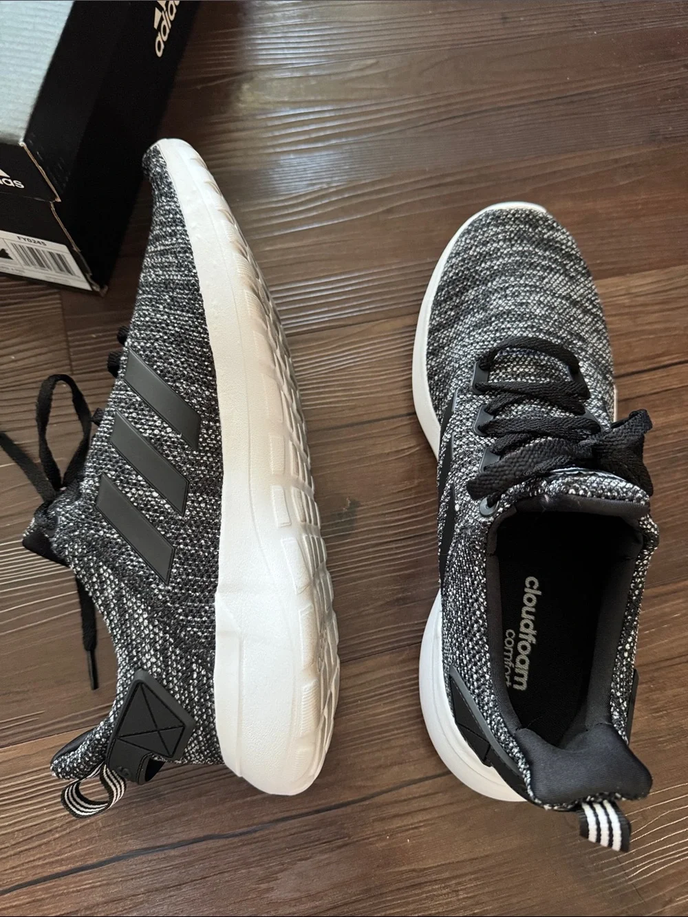 adidas Men’s Black/Gray Knit Running Sneakers
